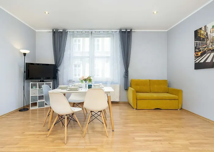 Bright Near Old Town And Wawel By Renters